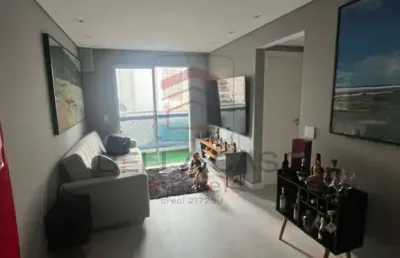 Apartamento de 2 dormitórios, 1 suíte e 2 vagas de garagem