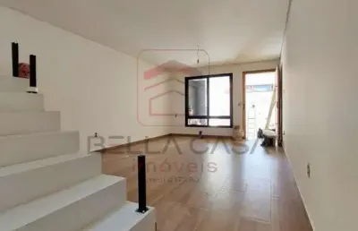 Sobrado novo a venda no bairro da mooca com 3 quartos e quintal
