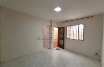 Casa com 2 quartos para alugar na Rua Cavour, 1148, Vila Prudente, São Paulo