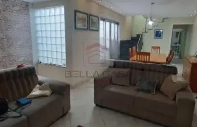 Sobrado a venda no bairro da vila zelina com 4 quartos e quintal
