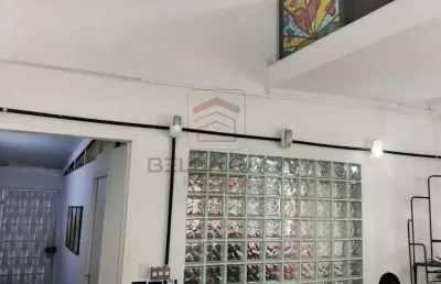 Sobrado á venda na mooca com 03 dormitórios (02 suites), 02  vagas