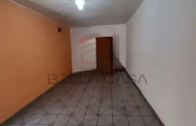 Casa  térrea na vila califórnia,  257 m2, 03 quartos e 02 vagas