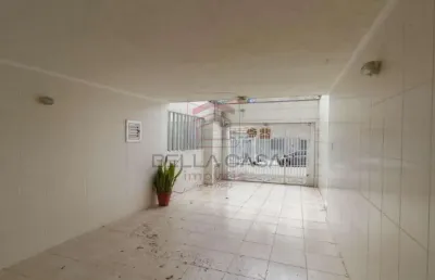 Casa com 3 quartos para alugar na Rua Janguruçu, 179, Mooca, São Paulo