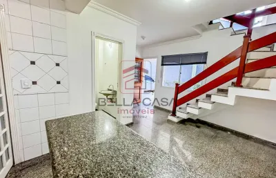 Casa com 3 quartos para alugar na Rua Araribóia, 313, Mooca, São Paulo