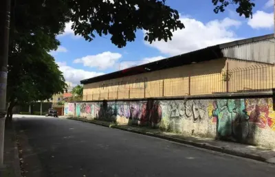 Barracão / Galpão / Depósito com 9 salas para alugar na Rua Abaitara, 13, Vila Mesquita, São Paulo