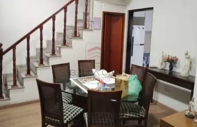 Sobrado a venda no bairro da mooca 3 quartos e quintal