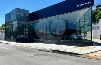 Prédio inteiro à venda ou para locação em mangabeiras - al
