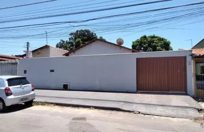 Casa com 3 quartos à venda na dona rosa amélia sócrates amorim, 304, parque veiga jardim, aparecida de goiânia por r$ 380.000