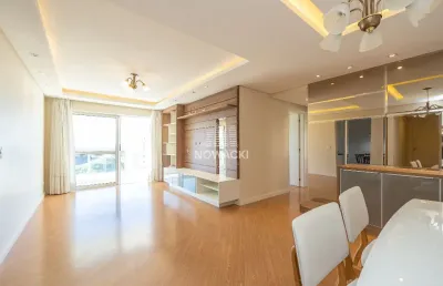 Apartamento em condomínio club, com 3 dorm; suíte e 2 vagas no bairro água verde