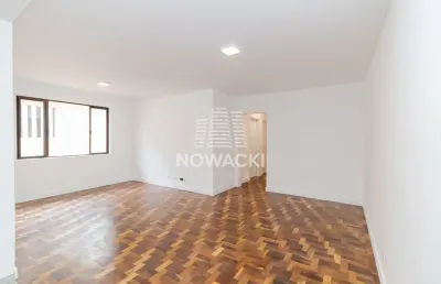 Apartamento face norte,  reformado com 3 dormitórios e 1 vaga no água verde