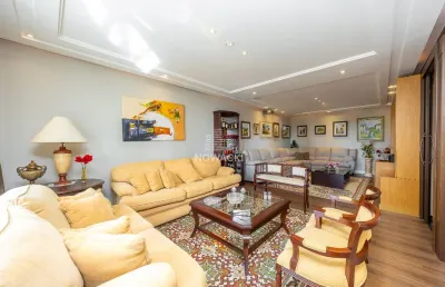 Apartamento explêndido, com 3 suítes, 233m2 e 4 vagas de garagem no mossunguê