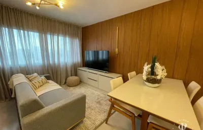 Apartamento 2 dormitórios, suíte, no centro da praia de tramandaí/rs.