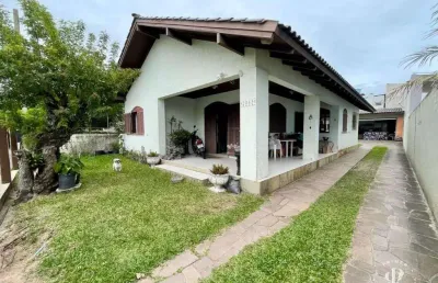 Casa com 5 quartos à venda na Rua Riachuelo, 2063, Centro, Tramandaí