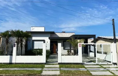 Belissima residência pertinho do mar de nova tramandaí/rs