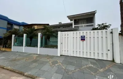 Casa com 4 quartos à venda na Rua 03 De Outubro, 2941, Zona Nova, Tramandaí