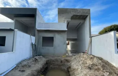 Casa moderna 3 dormitórios, 1 suíte, bairro zona nova na cidade de tramandaí/rs.