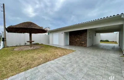 Casa com 3 quartos à venda na Rua 03 De Outubro, 3211, Zona Nova, Tramandaí