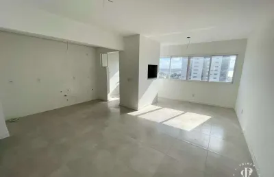 Belissimo apartamento 2 dormitórios em localização central de tramandaí/rs