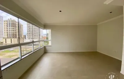 Apartamento de  01 dormitório com vista panorâmica e terraço em tramandaí rs