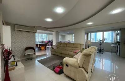 Lindo apartamento com terraço de 03 dormitórios no centro de tramandaí