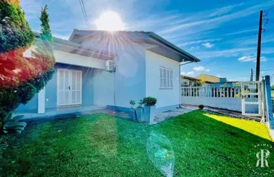 Excelente casa com 2 dormitórios próximo da praia em tramandaí