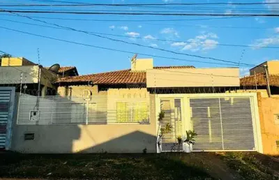 Casa com 2 quartos à venda na Rua Japão, 1367, Jardim Jóquei Club, Campo Grande