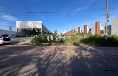 Terreno comercial a venda próximo aos condomínios moradas