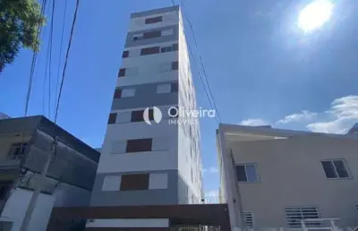 Apartamento de 01 dormitório localizado a poucos metros da ufn