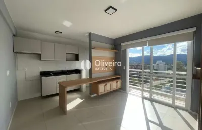 Apartamento semimobiliado com uma vista incrível, um lugar sossegado para morar.