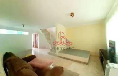 Sobrado com 3 quartos e 4 banheiros para alugar, 258 m²