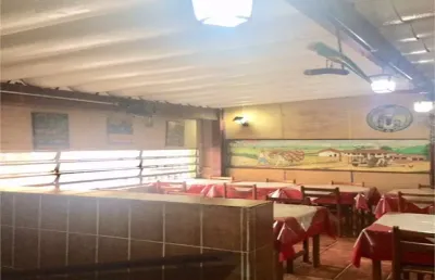 Loja-salão-galpão a venda pinheiros - 307 metros - excelente ponto comercial de esquina.