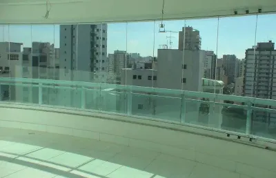 Ótima cobertura, nunca habitada, rua tranquila e arborizada, em moema índios, fora rota, 4 vagas!