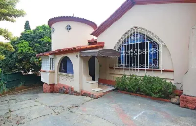 Casa com 4 quartos à venda na Rua Itaquera, --, Pacaembu, São Paulo