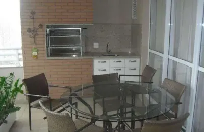 Apartamento à venda de 235 m² no morumbi de 4 suites e 4 vagas de garagem.