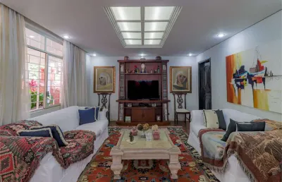 Casa com 4 quartos à venda na Rua Duartina, --, Sumaré, São Paulo