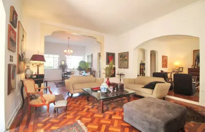 Casa com 3 quartos à venda na Rua dos Miranhas, --, Vila Madalena, São Paulo