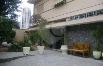 Casa com 5 quartos à venda na Rua Doutor Manoel Maria Tourinho, --, Pacaembu, São Paulo