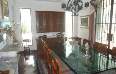Casa térrea com quintal e piscina à venda na vila madalena – rua dos moras