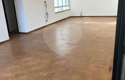 Amplo apartamento a venda . localização privilegiada nos jardins em andar alto com vista, claro e ensolarado. venha conhecer.