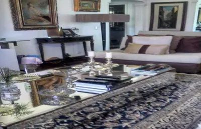 Apartamento à venda em moema de 204m² com 4 dormitórios, 3 suítes e 4 vagas.