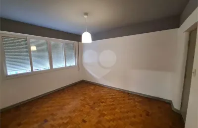 Apto. á venda jardins,2 quartos, sala, cozinha, dep. empregada