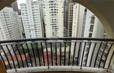 Apartamento charmoso no jardim paulista próximo à alameda campinas, com terraço,reformado.