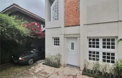Casa aconchegante e bem localizada com 3 dormitórios, prox. shooping iguatemi