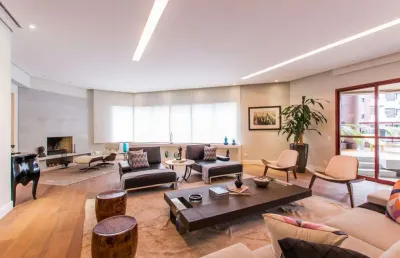 Apartamento à venda de 449 m² no morumbi, reformado de 4 suites e 4 vagas.