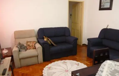 Casa com quintal e edícula, 5 vagas em ponto comercial em perdizes