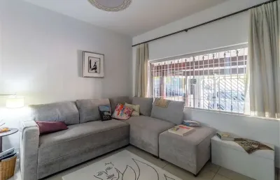 Casa com 3 quartos à venda na Rua Ibiraçu, --, Vila Madalena, São Paulo