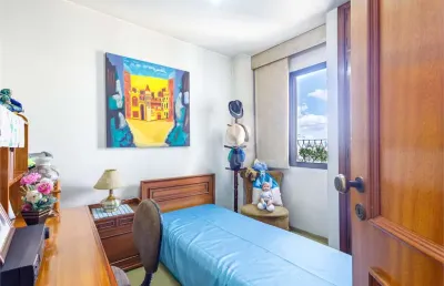 Apartamento  no campo belo com varanda,  3 dormitórios, 1 suíte  e 3 vagas livres