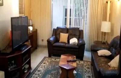 Casa com 3 quartos à venda na Rua Plínio de Morais, --, Sumaré, São Paulo
