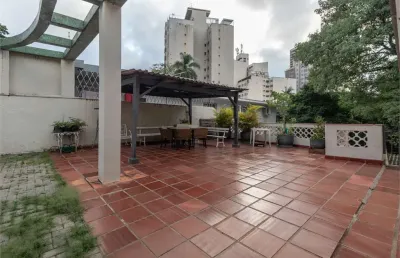 Casa com 3 quartos à venda na Rua Guaçu, --, Sumaré, São Paulo