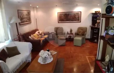 Casa com 3 quartos à venda na Avenida Iraí, --, Moema, São Paulo